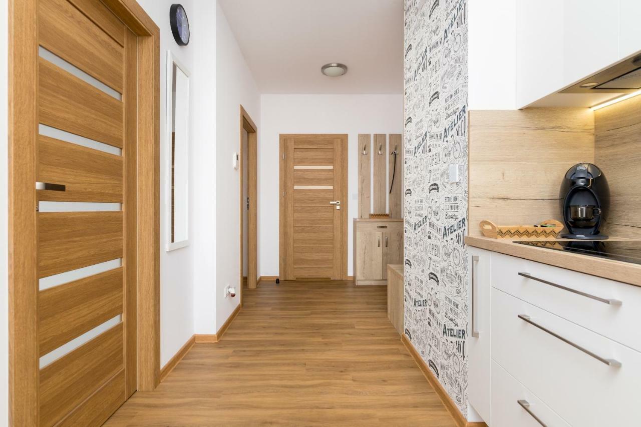Wola Business Apartments Warsaw Exterior photo
